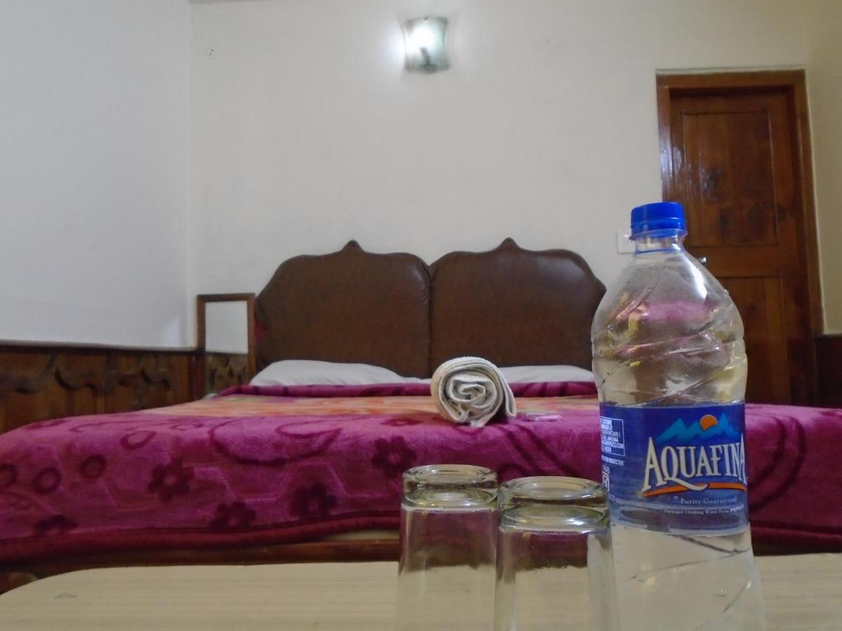 Hotel Magnolia Mallroad Manali Exteriér fotografie