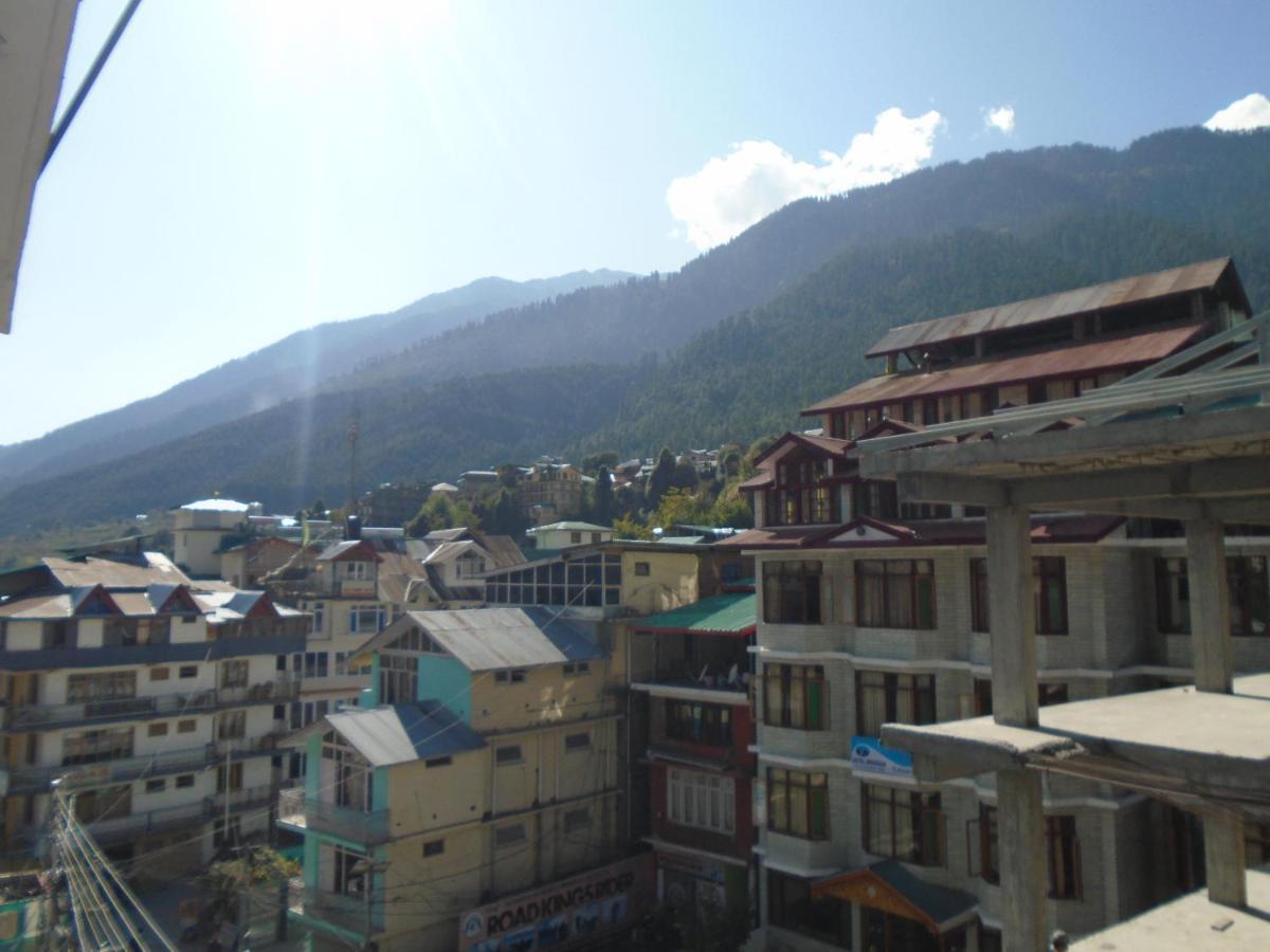 Hotel Magnolia Mallroad Manali Exteriér fotografie
