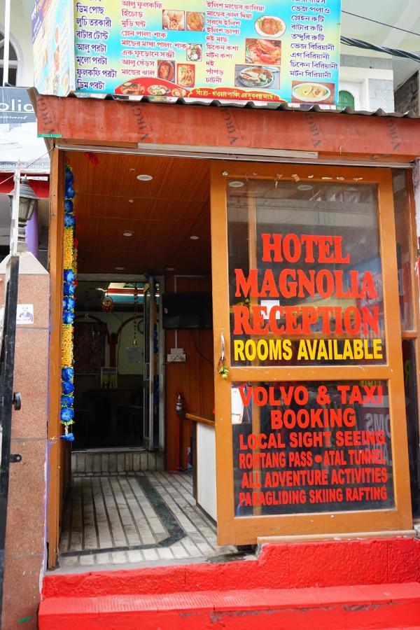 Hotel Magnolia Mallroad Manali Exteriér fotografie