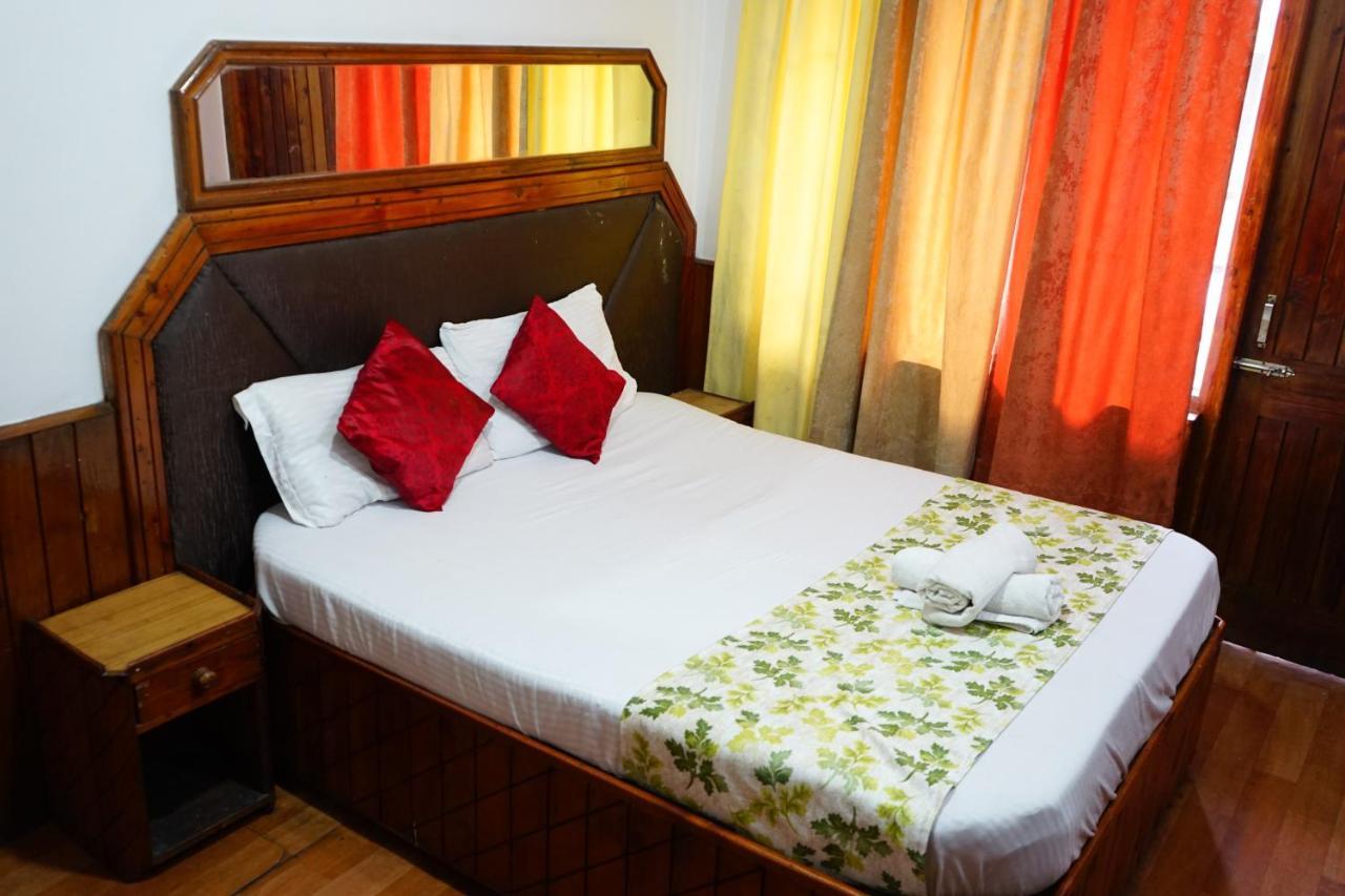 Hotel Magnolia Mallroad Manali Exteriér fotografie
