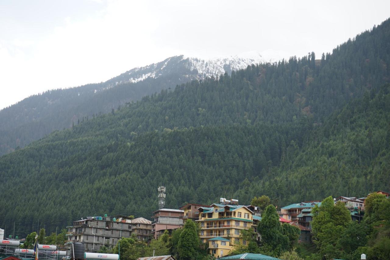 Hotel Magnolia Mallroad Manali Exteriér fotografie