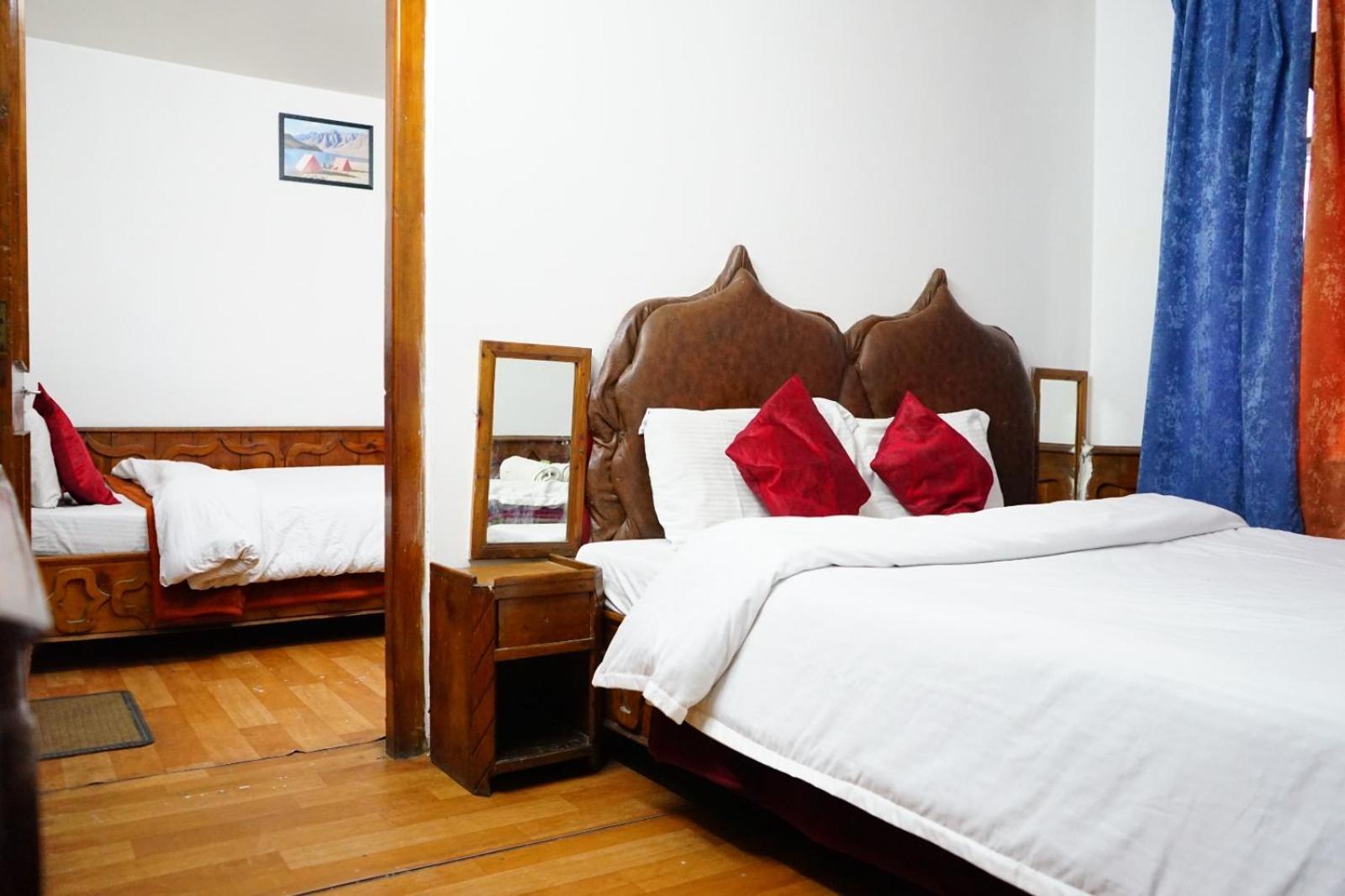 Hotel Magnolia Mallroad Manali Exteriér fotografie